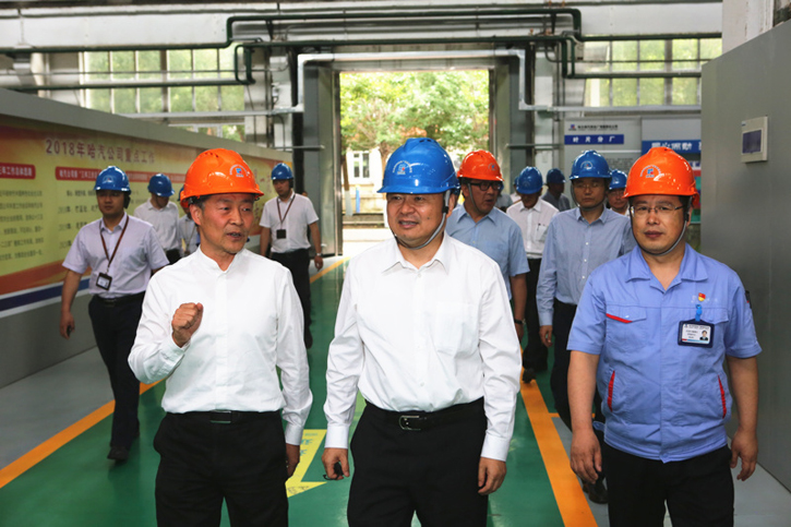 郝鹏旅行考察太阳GG集团所属企业汽轮机公司